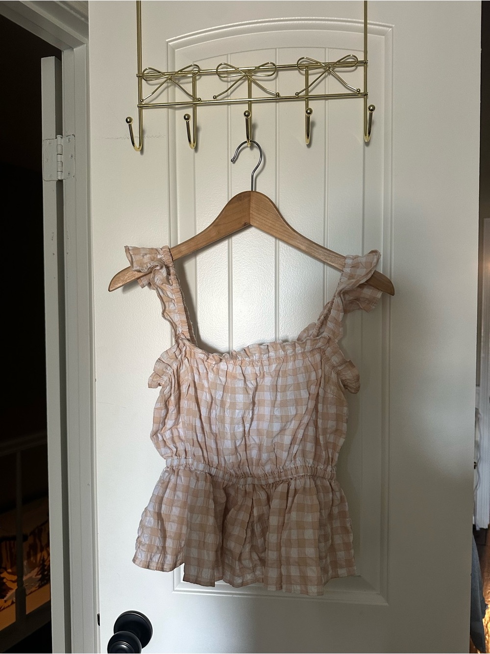 By Together Peach Gingham Seersucker Flutter Camisole